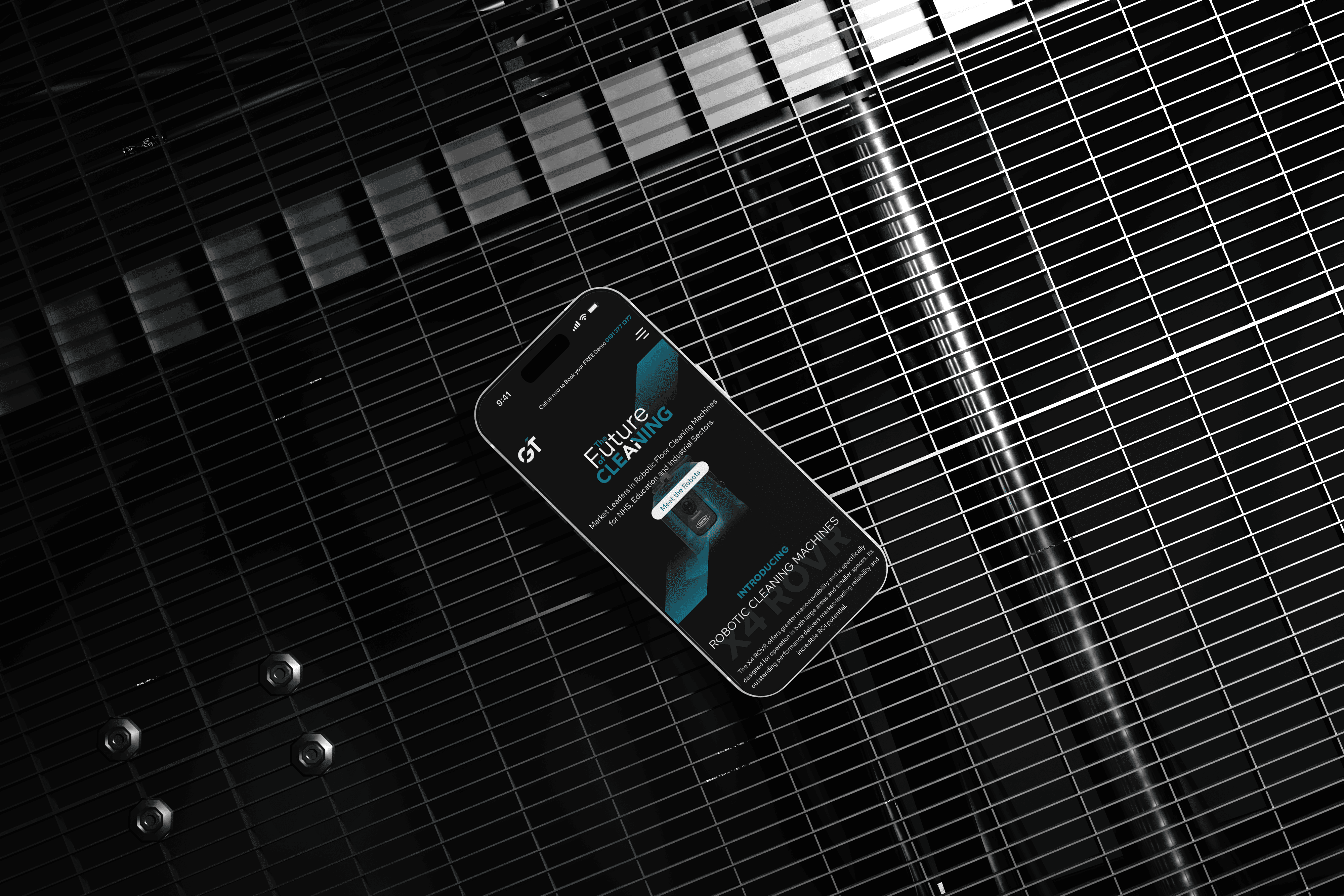 COM_iphone mock up